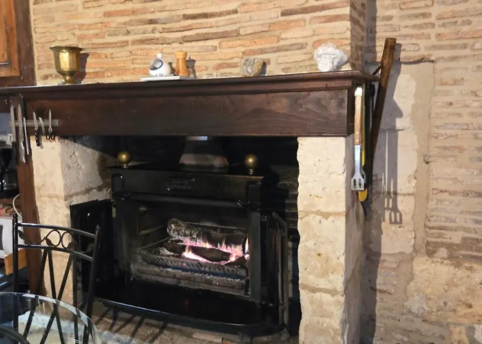La Chataigniere